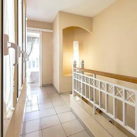 Luxury Beach House With 4 Bedrooms * Costa Adeje (Tenerife)