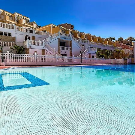 Luxury Beach House With 4 Bedrooms Сasa de vacaciones *