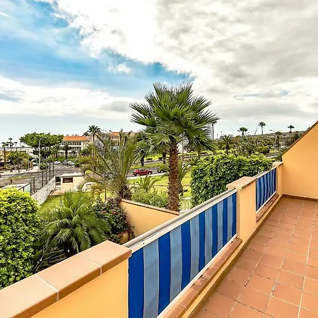 Luxury Beach House With 4 Bedrooms Ferienhaus *
