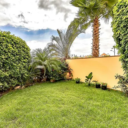 Luxury Beach House With 4 Bedrooms Сasa de vacaciones Costa Adeje (Tenerife)