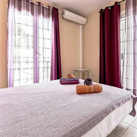 Luxury Beach House With 4 Bedrooms Сasa de vacaciones *