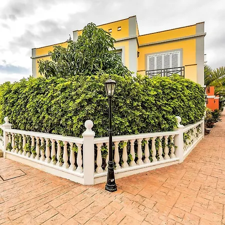 Сasa de vacaciones Luxury Beach House With 4 Bedrooms Costa Adeje (Tenerife)